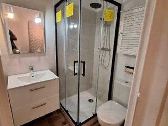 Appartement 1 pièce, 28 m² à louer à Sanary sur Mer 83110