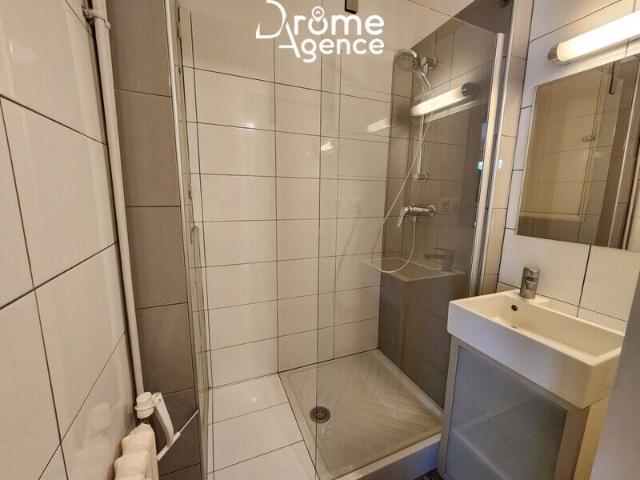 Appartement 1 pièce, 28 m² à louer à Valence 26000