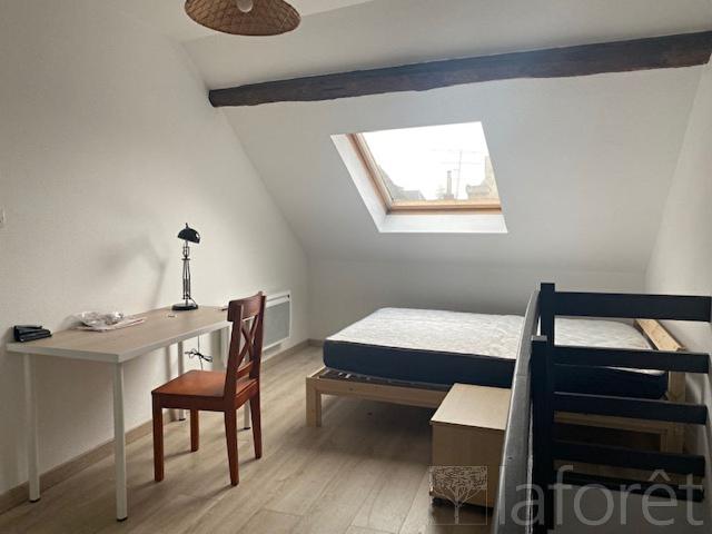 Appartement 1 pièce, 28 m² à louer à Valenciennes 59300