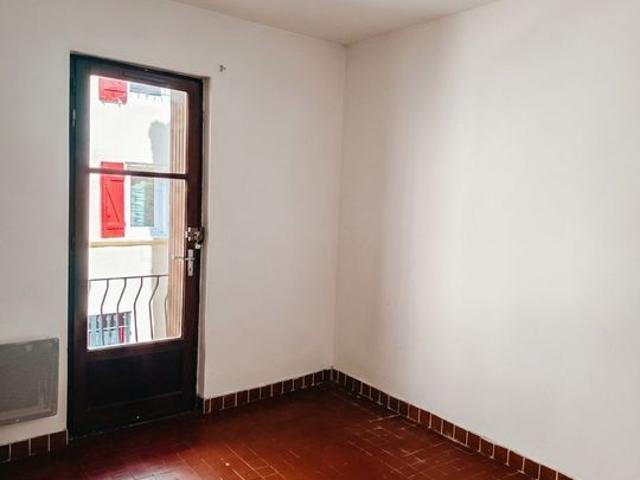 Appartement 1 pièce, 29 m² à louer à Meynes 30840