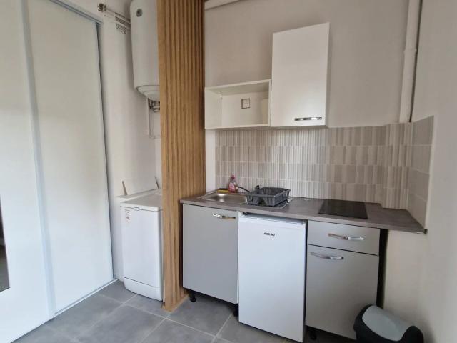 Appartement 1 pièce, 29 m² à louer à Nice 06000