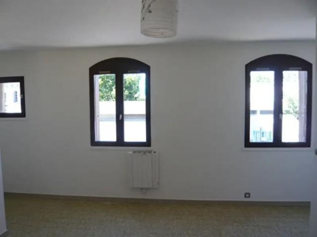 Appartement 1 pièce, 29 m² à louer à Orsay 91400