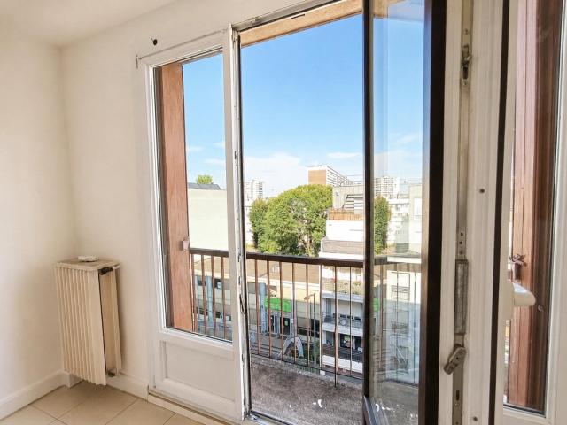 Appartement 1 pièce, 29 m² à louer à Bondy 93140