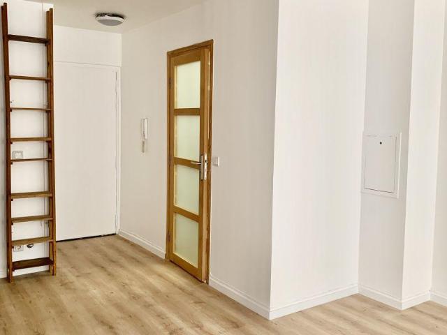 Appartement 1 pièce, 29 m² à louer à Saint Denis 93200