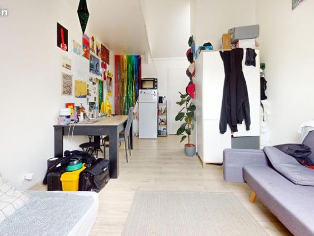 Studio 1 pièce 20 m²
