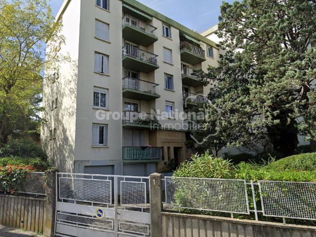 Appartement 1 pièce, 20 m² à louer à Nîmes 30900