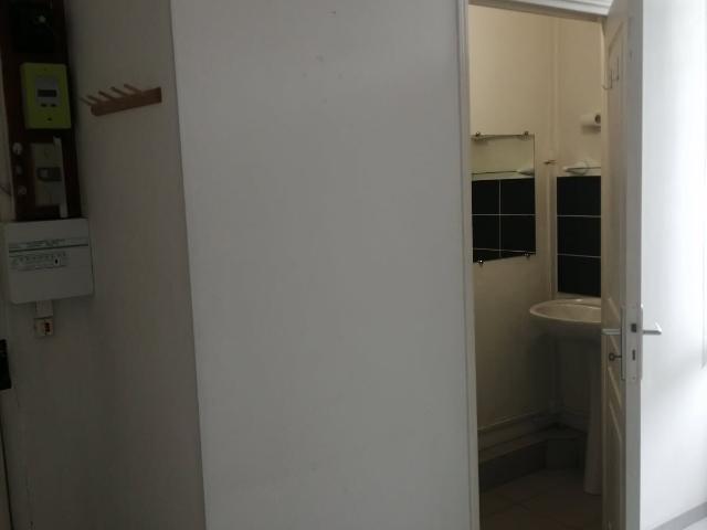 Appartement 1 pièce, 20 m² à louer à Lyon 8 69008