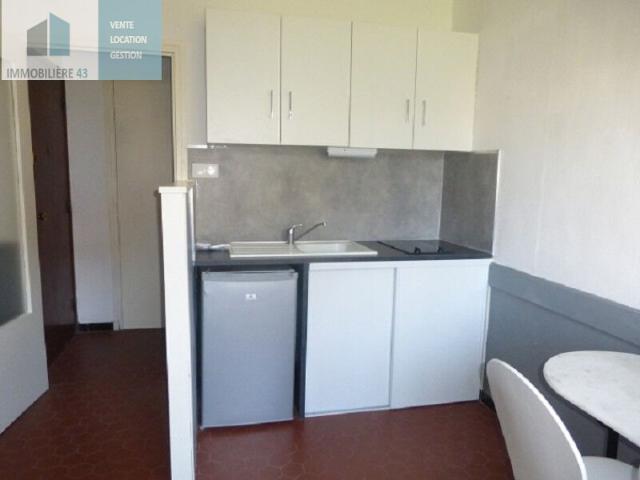 Appartement 1 pièce, 20 m² à louer à Le Puy en Velay 43000