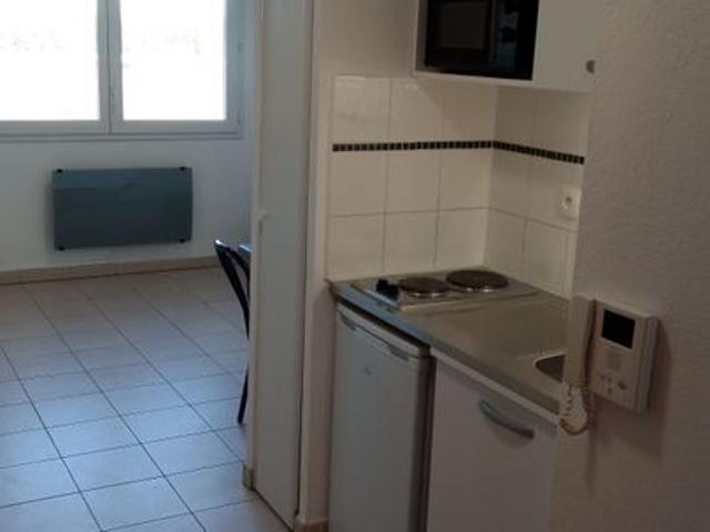 Appartement 1 pièce, 20 m² à louer à Rodilhan 30230