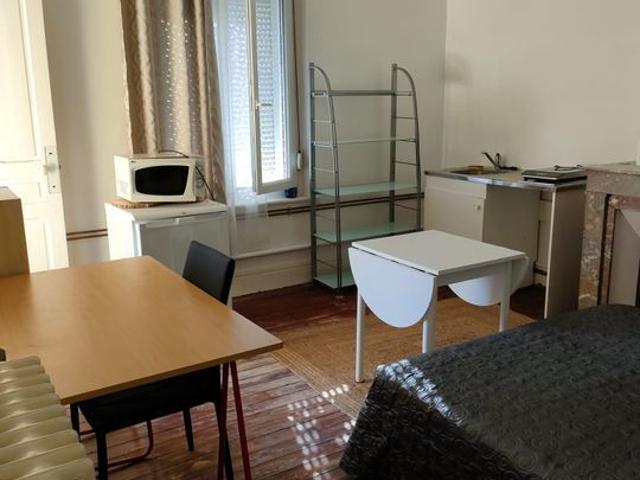 Appartement 1 pièce, 20 m² à louer à Saint Quentin 02100