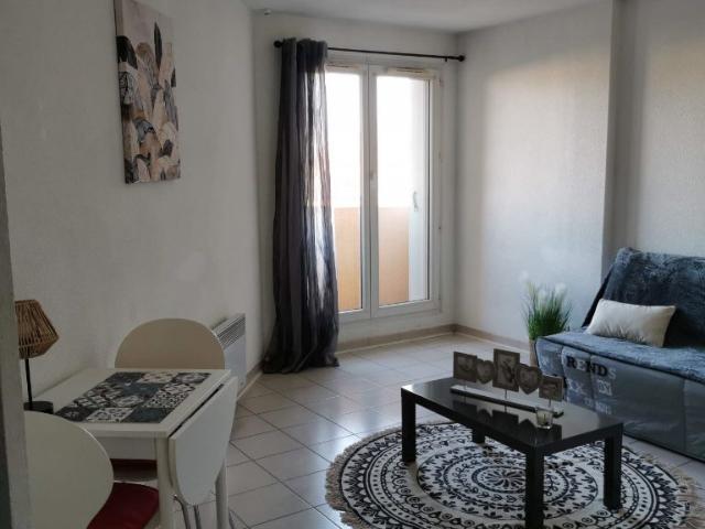 Appartement 1 pièce, 21 m² à louer à Nîmes 30000