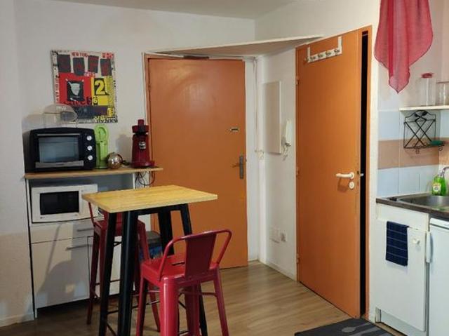 Appartement 1 pièce, 21 m² à louer à Nîmes 30000