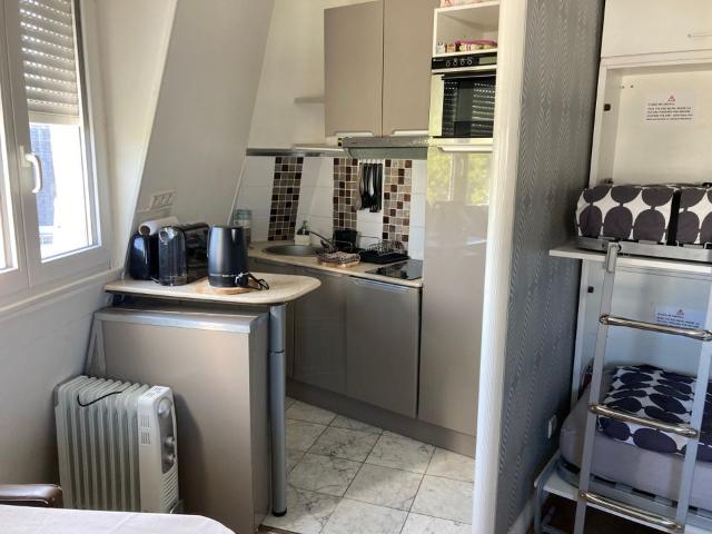Appartement 1 pièce, 21 m² à louer à Paris 9 75009