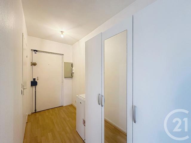 Appartement 1 pièce, 21 m² à louer à Thiais 94320
