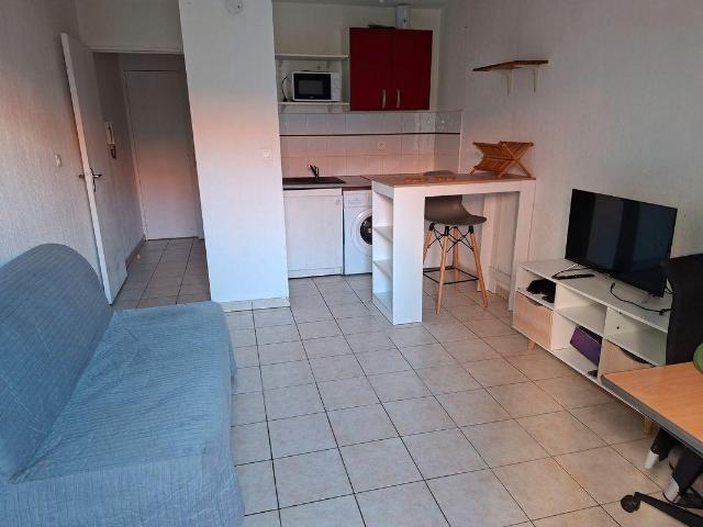 Appartement 1 pièce, 21 m² à louer à Toulon 83000