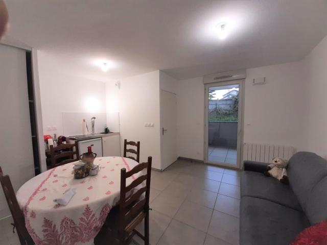 Appartement 1 pièce, 22 m² à louer à Neuville sur Saône 69250