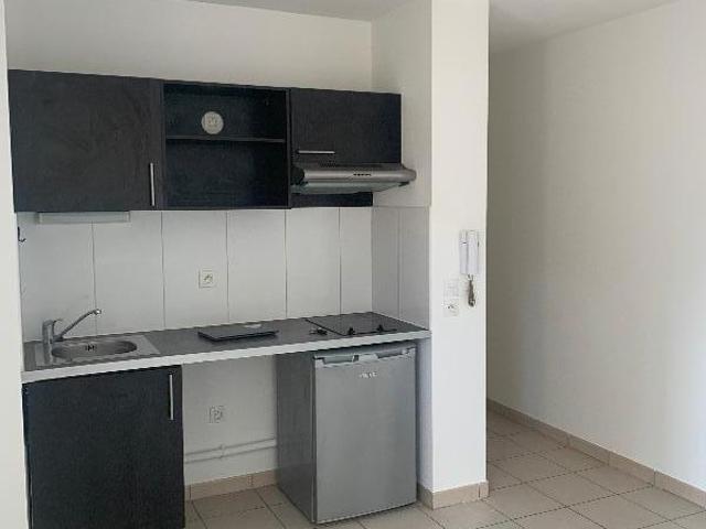 Appartement 1 pièce, 22 m² à louer à Cenon 33150