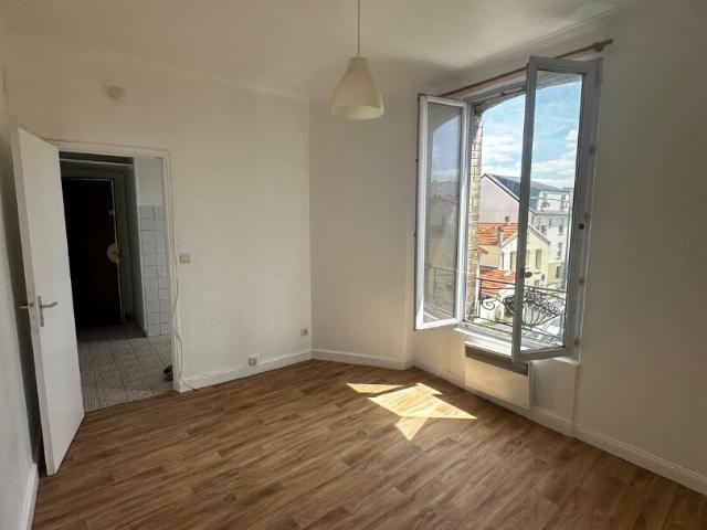 Appartement 1 pièce, 22 m² à louer à La Courneuve 93120