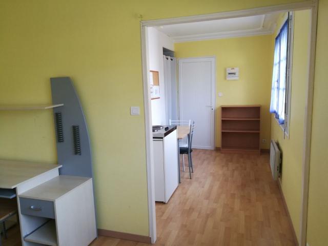 Appartement 1 pièce, 22 m² à louer à La Roche sur Yon 85000
