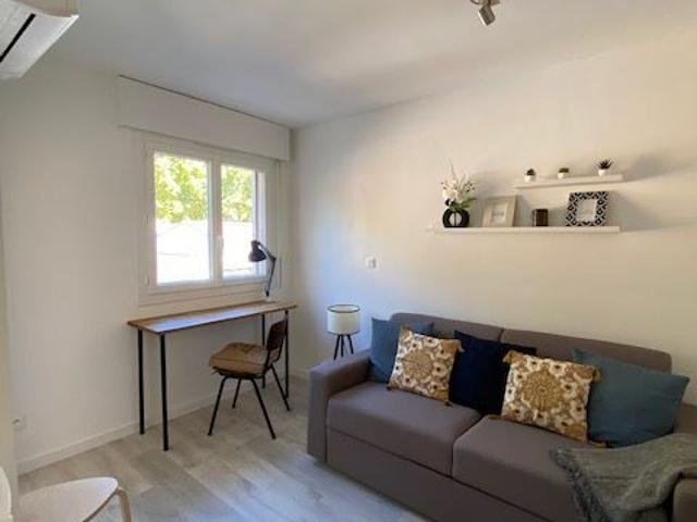Appartement 1 pièce, 22 m² à louer à Six Fours les Plages 83140