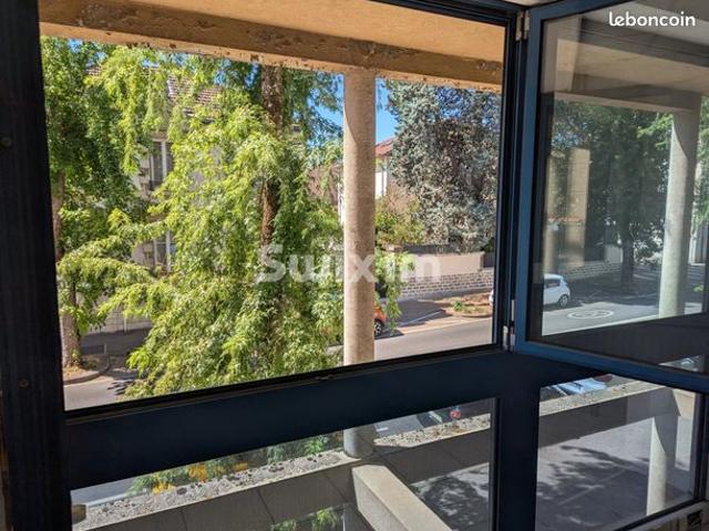 Appartement 1 pièce 231 m²