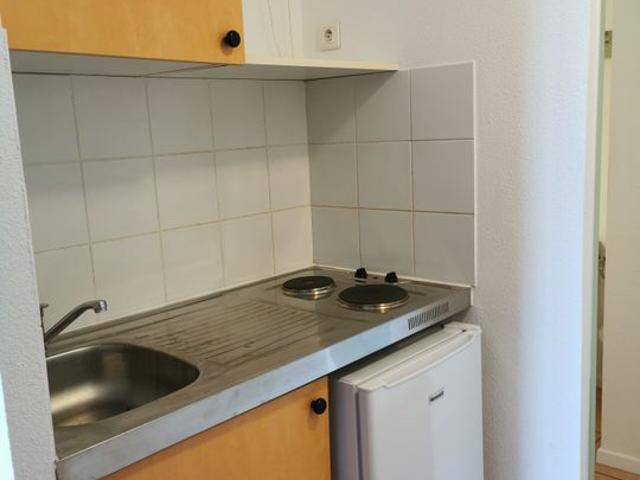 Appartement 1 pièce, 23 m² à louer à Nîmes 30000