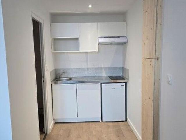 Appartement 1 pièce, 23 m² à louer à Bordeaux 33000