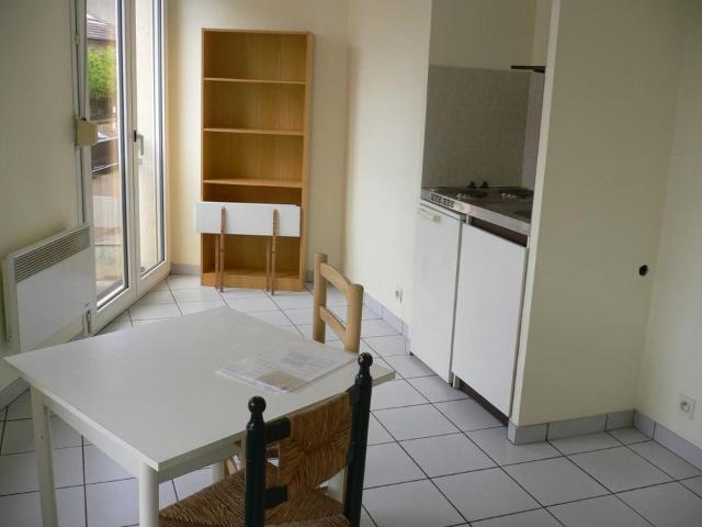 Appartement 1 pièce, 23 m² à louer à Dijon 21000