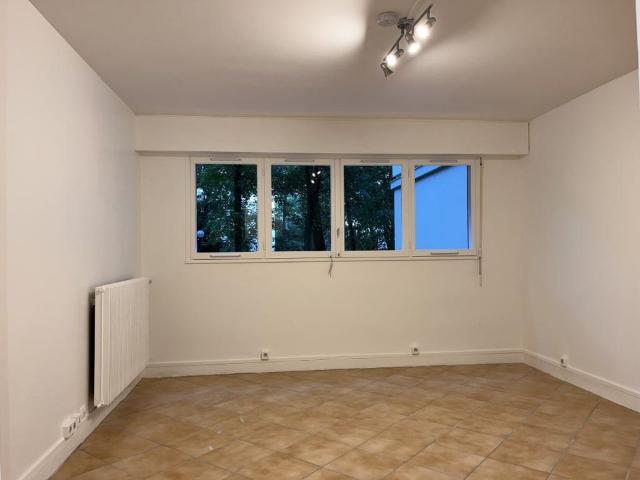 Appartement 1 pièce, 23 m² à louer à Évry Courcouronnes 91000