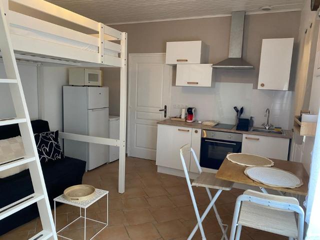 Appartement 1 pièce, 23 m² à louer à La Seyne sur Mer 83500