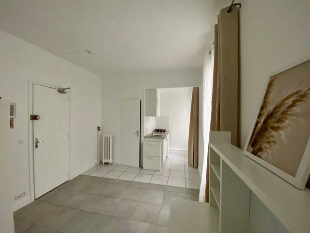 Appartement 1 pièce, 23 m² à louer à Paris 15 75015