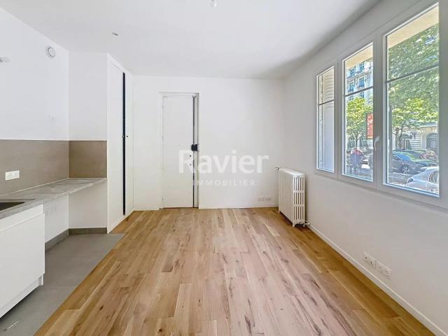 Appartement 1 pièce, 23 m² à louer à Paris 8 75008