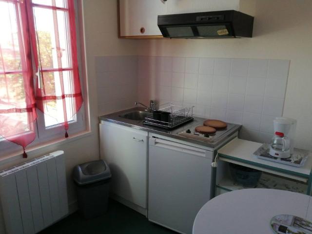 Appartement 1 pièce, 23 m² à louer à Saintes 17100