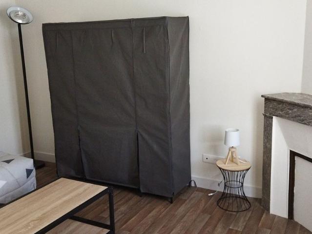 Appartement 1 pièce, 23 m² à louer à Saintes 17100