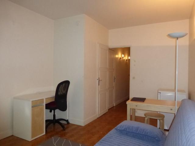 Appartement 1 pièce, 23 m² à louer à Sèvres 92310