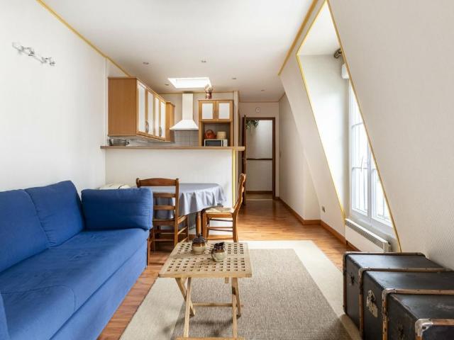 Appartement 2 pièces / 34 m² / 299 900 EUR / PARIS 18E ARRONDISSEMENT
