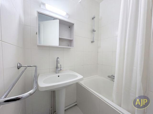 Appartement 1 pièce, 34 m² à louer à Nantes 44000