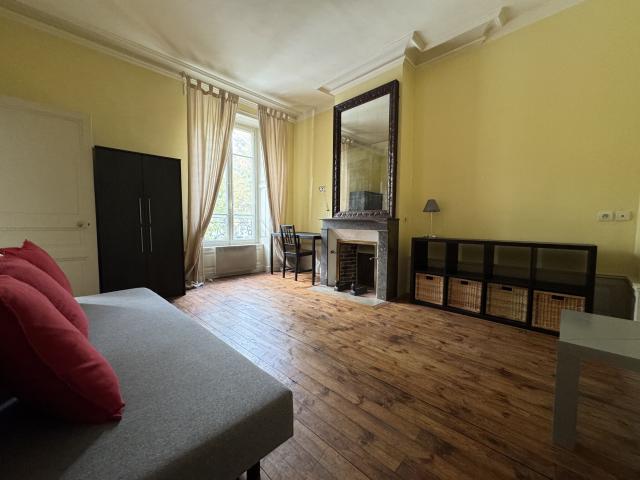 Appartement 1 pièce, 34 m² à louer à Clermont Ferrand 63000