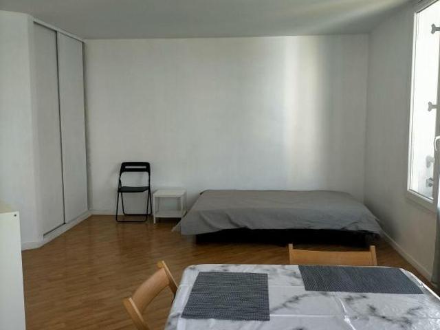 Appartement 1 pièce, 34 m² à louer à Trappes 78190