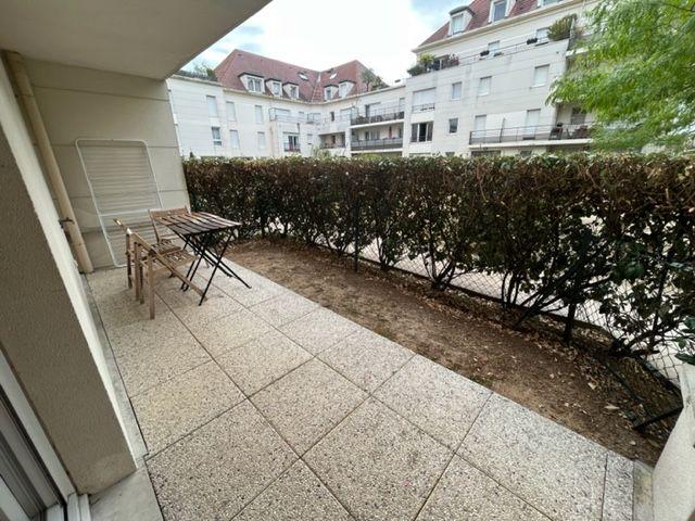 Appartement 1 pièce, 35 m² à louer à Montigny le Bretonneux 78180