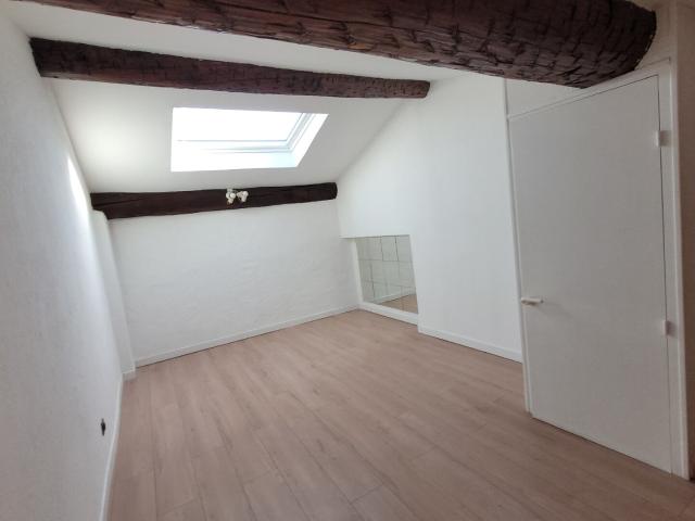 Appartement 1 pièce, 35 m² à louer à Aix en Provence 13100