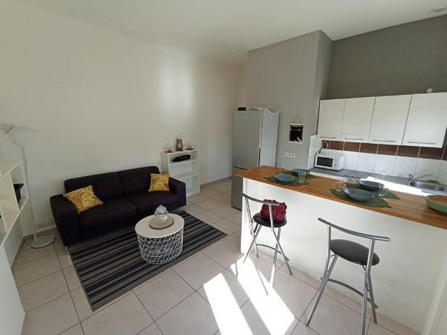 Appartement 1 pièce, 35 m² à louer à Istres 13800