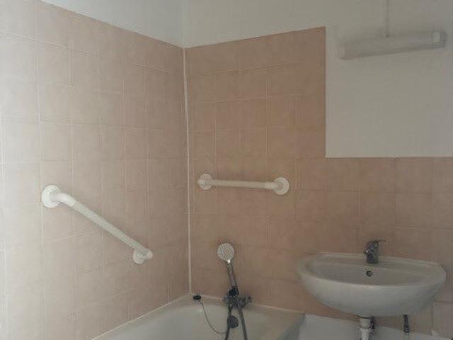 Appartement 1 pièce, 35 m² à louer à La Châtre 36400