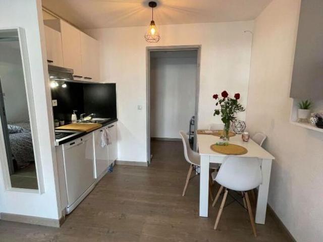 Appartement 1 pièce, 35 m² à louer à La Seyne sur Mer 83500