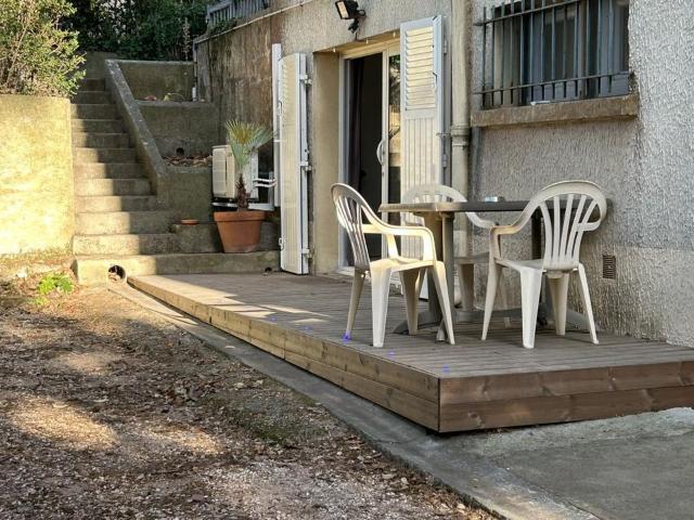 Appartement 1 pièce, 35 m² à louer à Le Pradet 83220