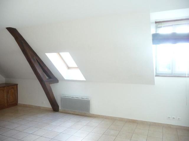 Appartement 1 pièce, 35 m² à louer à Sens 89100