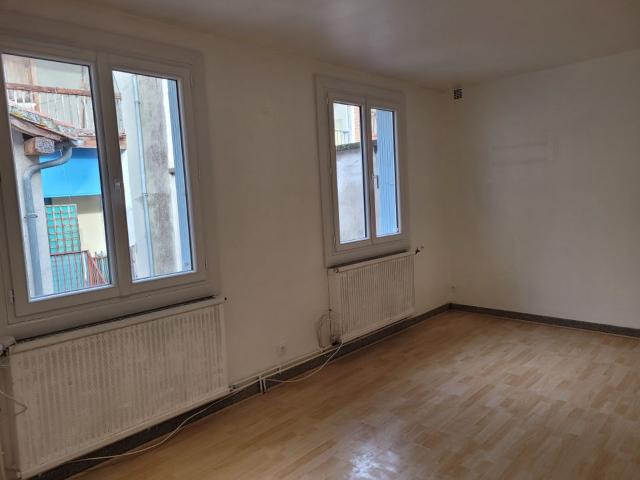 Appartement 1 pièce, 35 m² à louer à Valence 82400