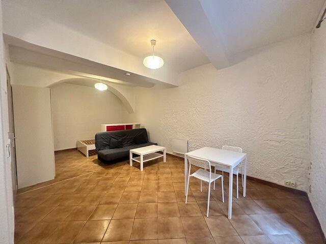 Appartement 1 pièce, 36 m² à louer à Nîmes 30900