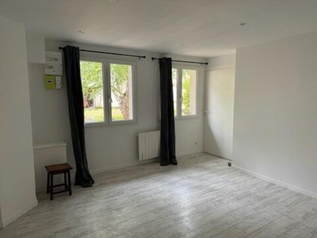 Appartement 1 pièce, 36 m² à louer à Bornel 60540