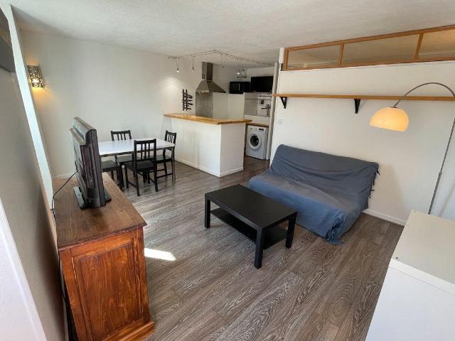 Appartement 1 pièce, 36 m² à louer à Bordeaux 33000